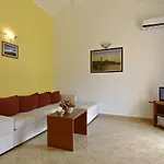 Apartment Noemi2 By Interhome