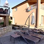 Daire Noemi2 By Interhome Poreč