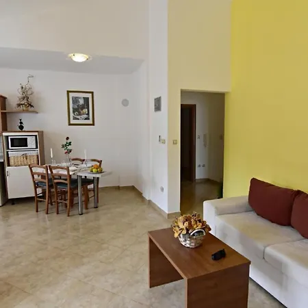 Noemi2 By Interhome Daire
