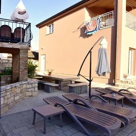 Appartement Noemi2 By Interhome Poreč